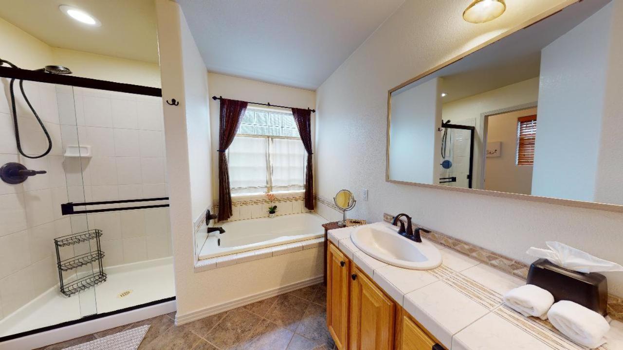 120 Winding Meadow By Vacation Rentals For You Monument Esterno foto